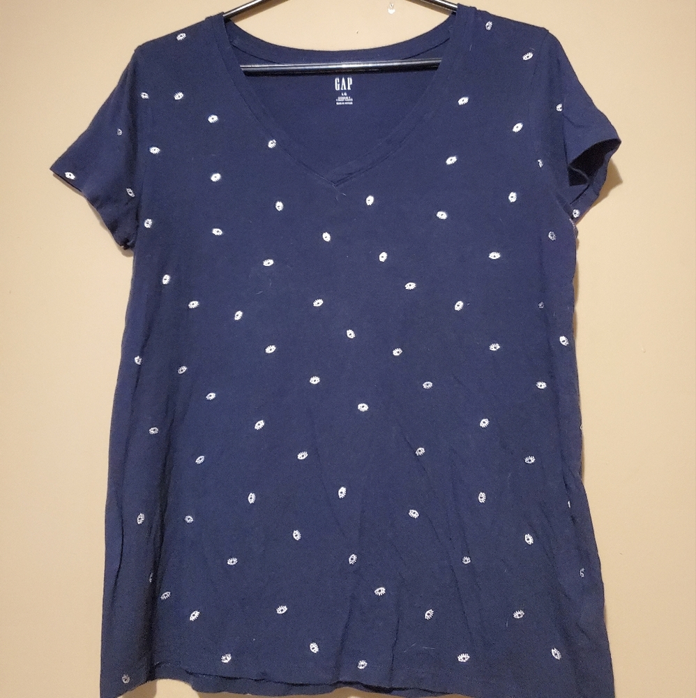 Blue and white vneck tee 2/15